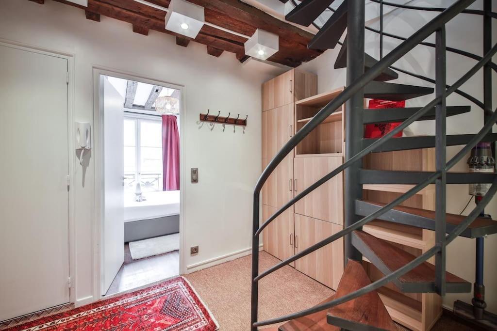 Apartamento Typical Parisian Duplex#4Pers#Le Marais Exterior foto